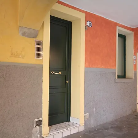 Yourbanflat Savonarola 144 דירה